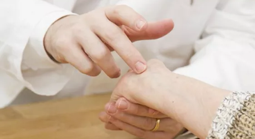 Handchirurgie - OA Dr. Clemens Hüthmair - Orthopäde Wien 1050