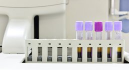 Dr.med.univ. Mo Pachala - Hautarzt Wien 1090