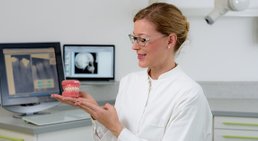Praxis - Dr. med. dent. Silke Spanlang, MSc - Zahnärztin Wien 1010