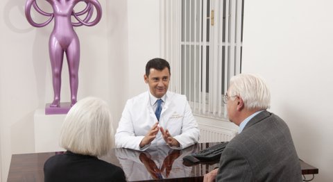 Prim.Doz. Dr. Afshin Assadian - Gefäßchirurg Wien 1190