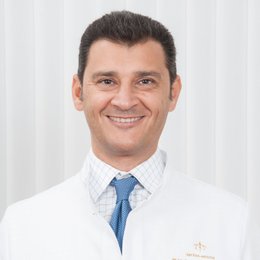Prim.Doz. Dr. Afshin Assadian - Gefäßchirurg Wien 1010