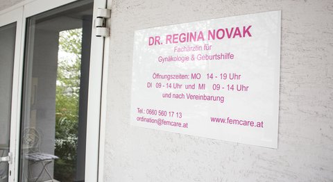 Dr. Regina Novak - Frauenärztin Wien 1230