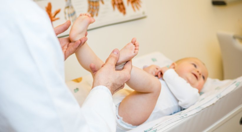 Operative Eingriffe bei Kindern und Jugendlichen - OA Priv.-Doz. Dr. Sebastian Farr - Orthopäde Wien 1010
