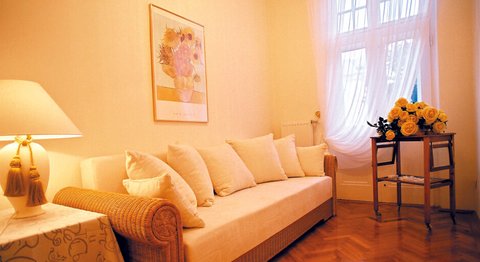 Praxis - OÄ Dr. Anita Rohrbacher - Frauenärztin Wien 1130