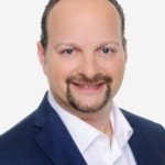 Dr. Andreas Gschnait