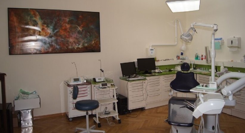 Behandlung mit Laser - Dr. Stefan C. Wilson - Zahnarzt Linz 4020