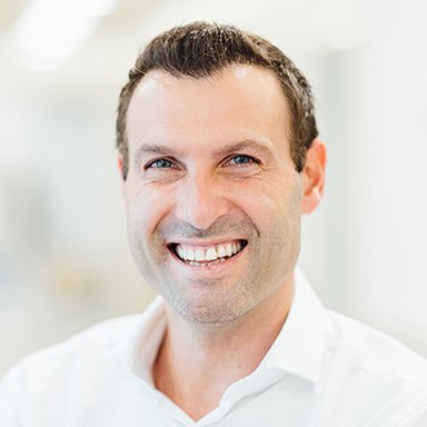 Dr. René Draxler - Plastischer Chirurg Wien 1010