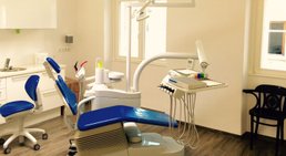 Dr. med. dent. Roland Ketzer - Zahnarzt Krems 3500