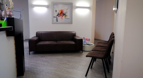 Praxis - Dr. med. dent. Rene M. Filipowitsch, MSc - Zahnarzt Bregenz 6900