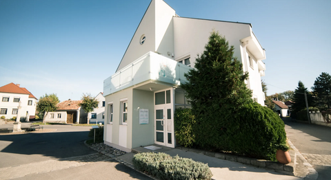 Praxis - Dr. Theresa Mihalits - Zahnärztin Draßburg 7021