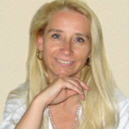 Dr. med. Karin Haselsteiner - Frauenärztin Wels/Thalheim 4600