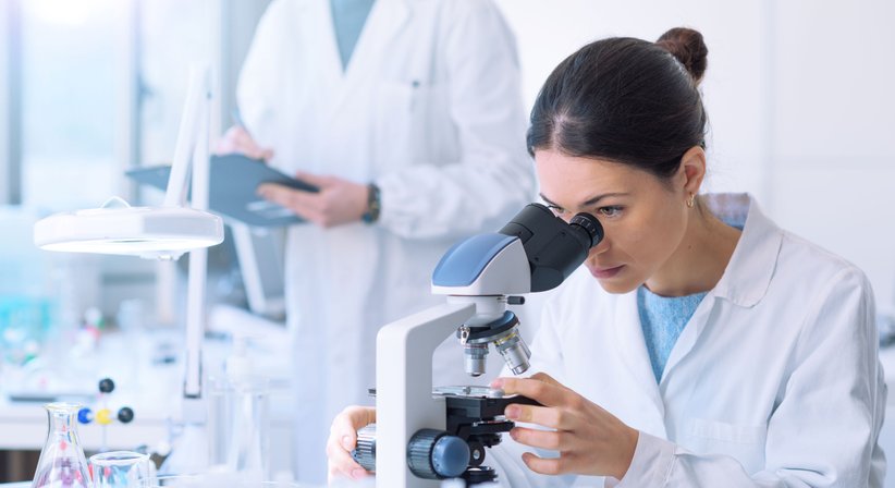 Hüftprothese - Wechseloperation - OA Dr. Lorenz Pötz - Orthopäde Wien 1060