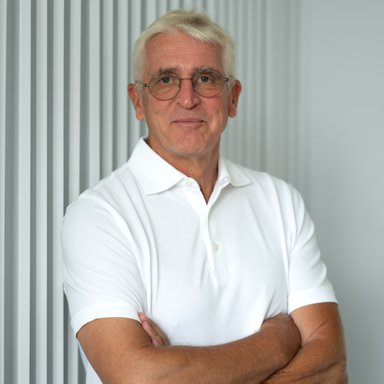 Dr. med. univ. Leonhard Loimer, MSc - Frauenarzt Linz 4020