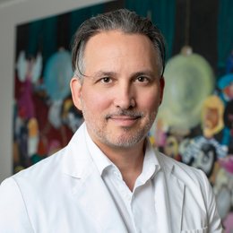 Dr. Matthias Koller - Plastischer Chirurg Puchenau 4048