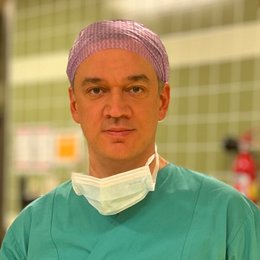 Doz. Dr. Eren Cerman, FEBO - Augenarzt Wien 1010