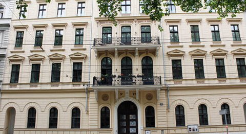 Priv.Doz. Dr. Alice Auinger - HNO-Ärztin Wien 1090