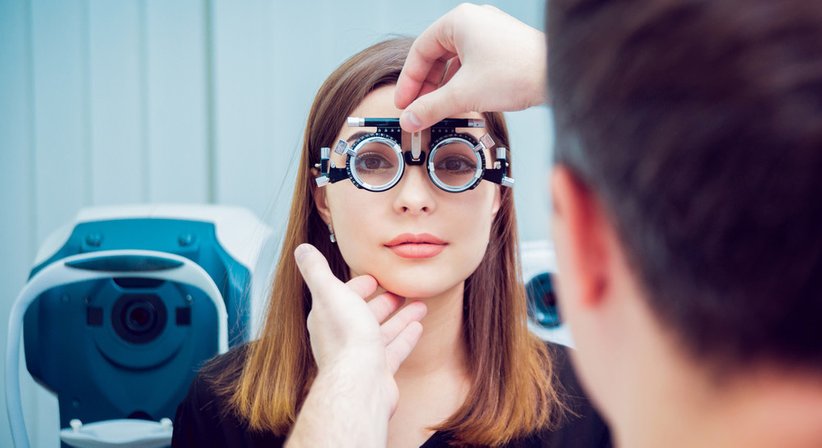 Brillenbestimmung - Dr. Philipp Novak - Augenarzt Wien 1080