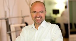 Praxis - Dr. Alexander Mildner - Unfallchirurg Stockerau 2000