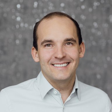 Dr. med. dent. Lukas Mätzler, M.Sc. - Zahnarzt Dornbirn 6850