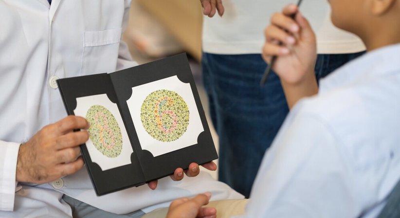 Farbtests bei Augenärztliches Zentrum - Innere Stadt