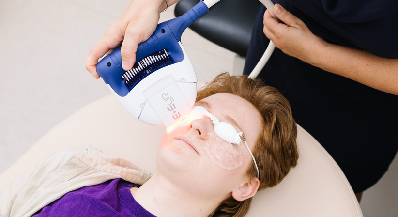 Trockene  Augen & E-Eye - Therapie bei Augenärztliches Zentrum - Innere Stadt