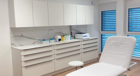 Dr. med. univ. Manuel Steiger, FEBOT - Orthopäde Parndorf 7111