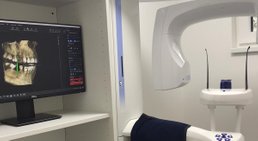 Dr. med. univ. Dr. med. dent. Jangi Akhondi - Zahnarzt 1130 Wien