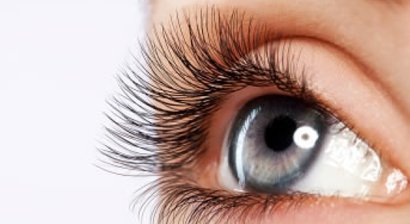 Lidplastik und Augenwinkelanhebung