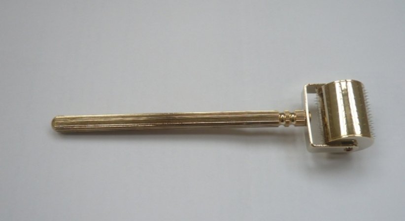 Peelings und Dermaroller - Dr. Markus Handle - Plastischer Chirurg Innsbruck 6020