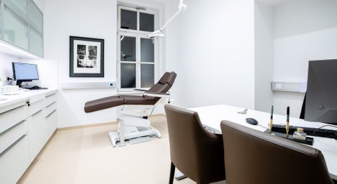 Priv. Doz. Dr. med. Nikolaus Duschek, PhD - Hautarzt Wien 1190