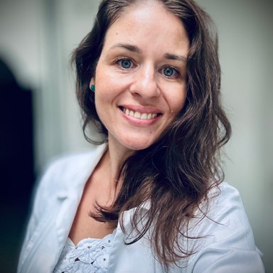 Dr. Nora Hennes-Hergovich - Neurologin Wien 1070