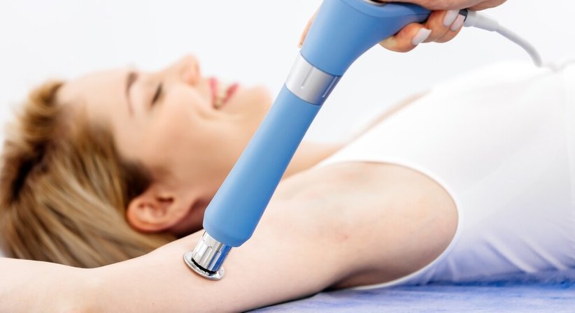 Stoßwellentherapie - Dr. med. univ. Iris Kamellor - Orthopädin Fischamend 2401