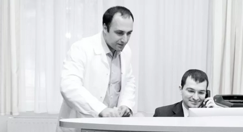 Prim. Univ. Prof. Dr. Kambiz Sarahrudi - Unfallchirurg Baden 2500