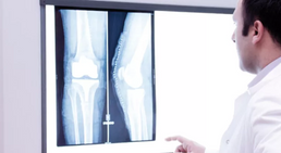 Prim. Univ. Prof. Dr. Kambiz Sarahrudi - Unfallchirurg Baden 2500