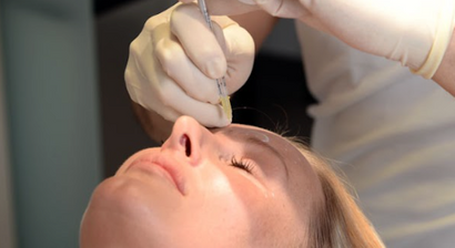 Faltenbehandlung mit Botox und Filler