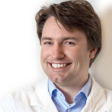 OA Dr. Daniel Staribacher - Orthopäde Wien 1040