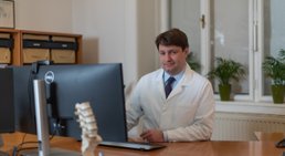 OA Dr. Daniel Staribacher - Orthopäde Wien 1040