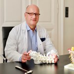 Univ.Prof. Dr. Walter Saringer