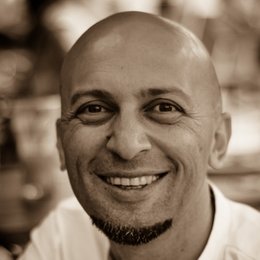 Dr. Roozbeh Ahmadi - Praktischer Arzt Mödling 2340
