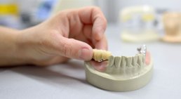 Dr. med. univ. Cora Haller-Waschak - Zahnärztin Wien 1180