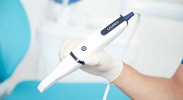 Dr. med. univ. Cora Haller-Waschak - Zahnärztin Wien 1180