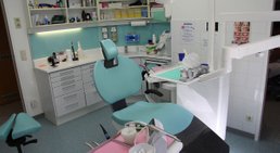 Dr. med. univ. Cora Haller-Waschak - Zahnärztin Wien 1180