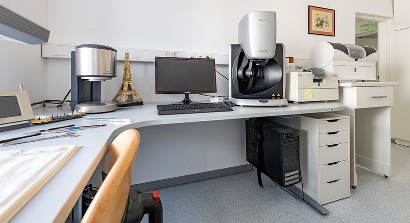 Dr. med. univ. Cora Haller-Waschak - Zahnärztin Wien 1180