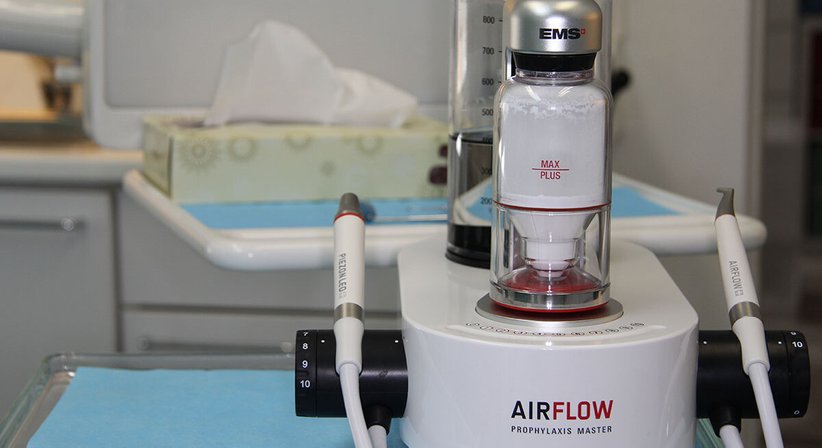 Dr. med. univ. Cora Haller-Waschak - Zahnärztin Wien 1180