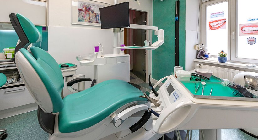 Dr. med. univ. Cora Haller-Waschak - Zahnärztin Wien 1180