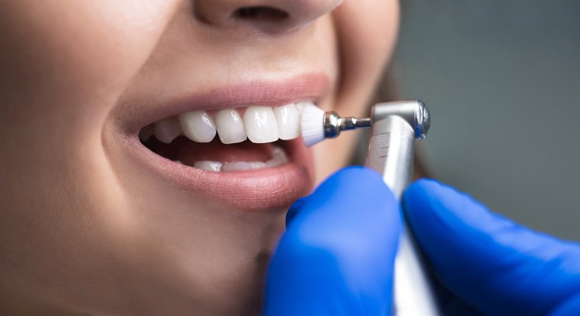 Professionelle Mundhygiene - Priv. Doz. DDr. Arno Wutzl - Zahnarzt Wien 1010