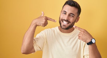 Zahnersatz (Kronen, Brücken, Prothesen)