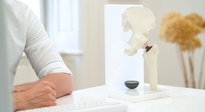 Hüftprothese minimalinvasiv