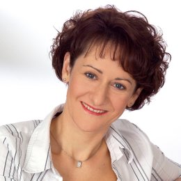 Dr. Andrea Rejzek - Plastische Chirurgin 1140 Wien
