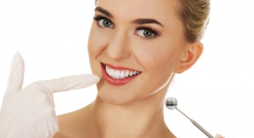 Mundhygiene/Prophylaxe - DDr. Dadbeh Dehchamani - Kieferchirurg Sankt Radegund bei Graz 8061